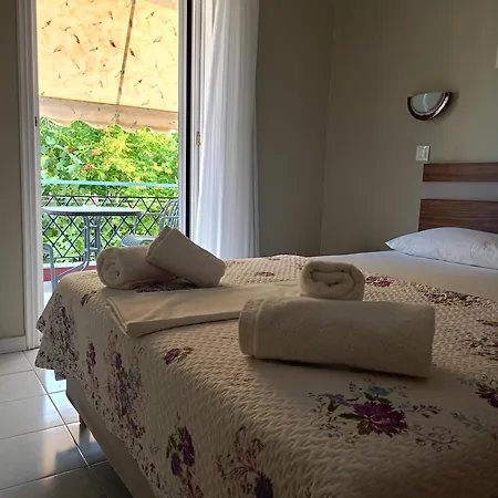 Apartment Filoxenia Zois Nikiana