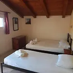 Filoxenia Zois Apartmán *