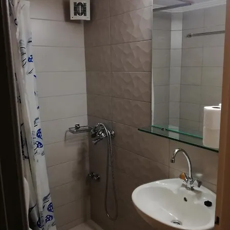 Filoxenia Zois Apartment Nikiana