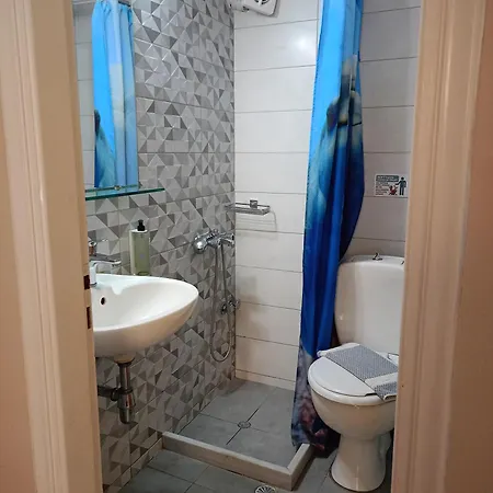 Filoxenia Zois * Nikiana