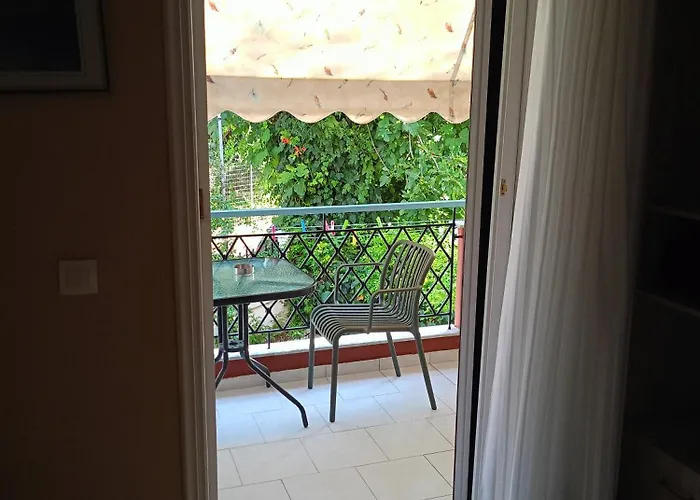 Apartment Filoxenia Zois Nikiana